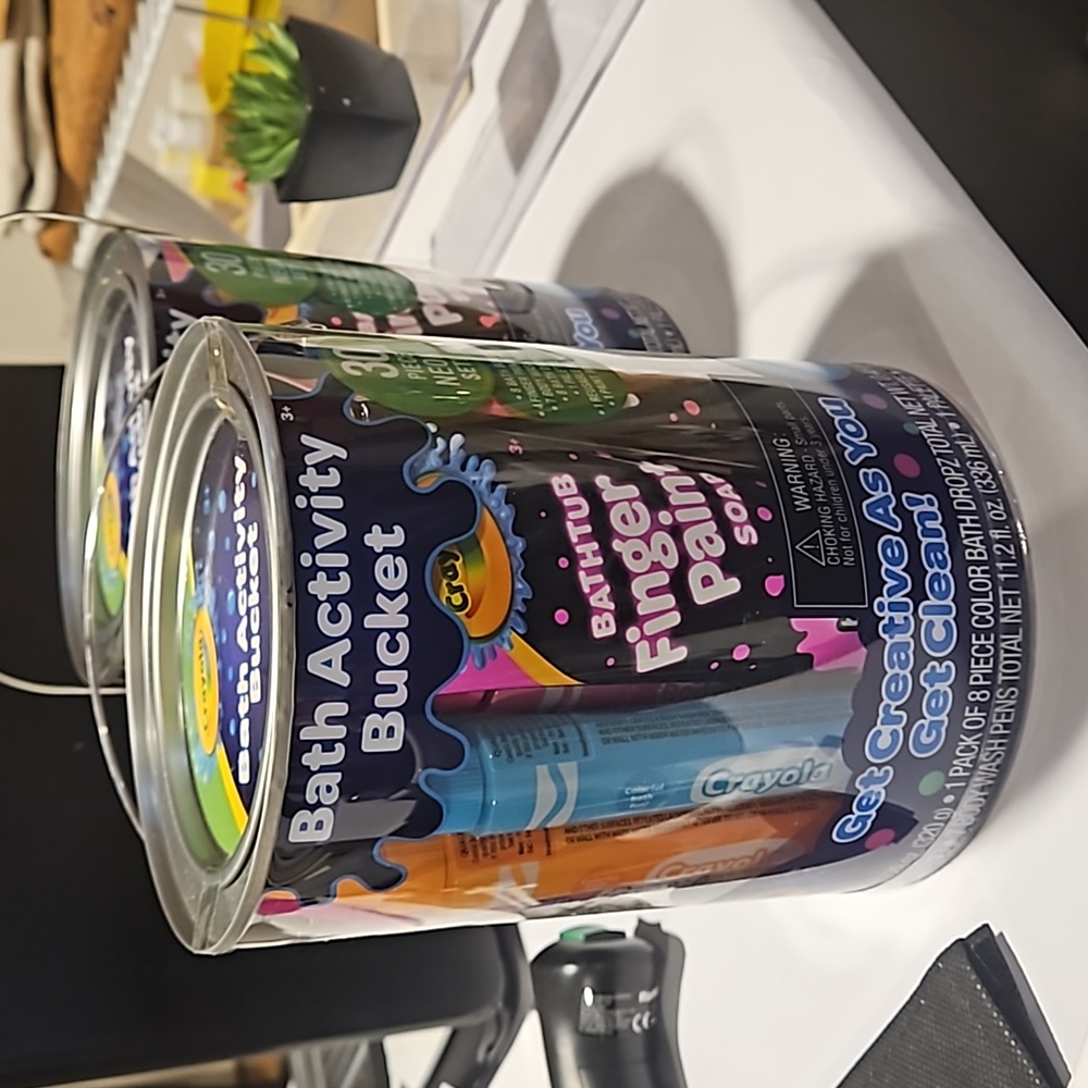 Make bath time more fun and creative with the Crayola Bath Activity Bucket Neon.